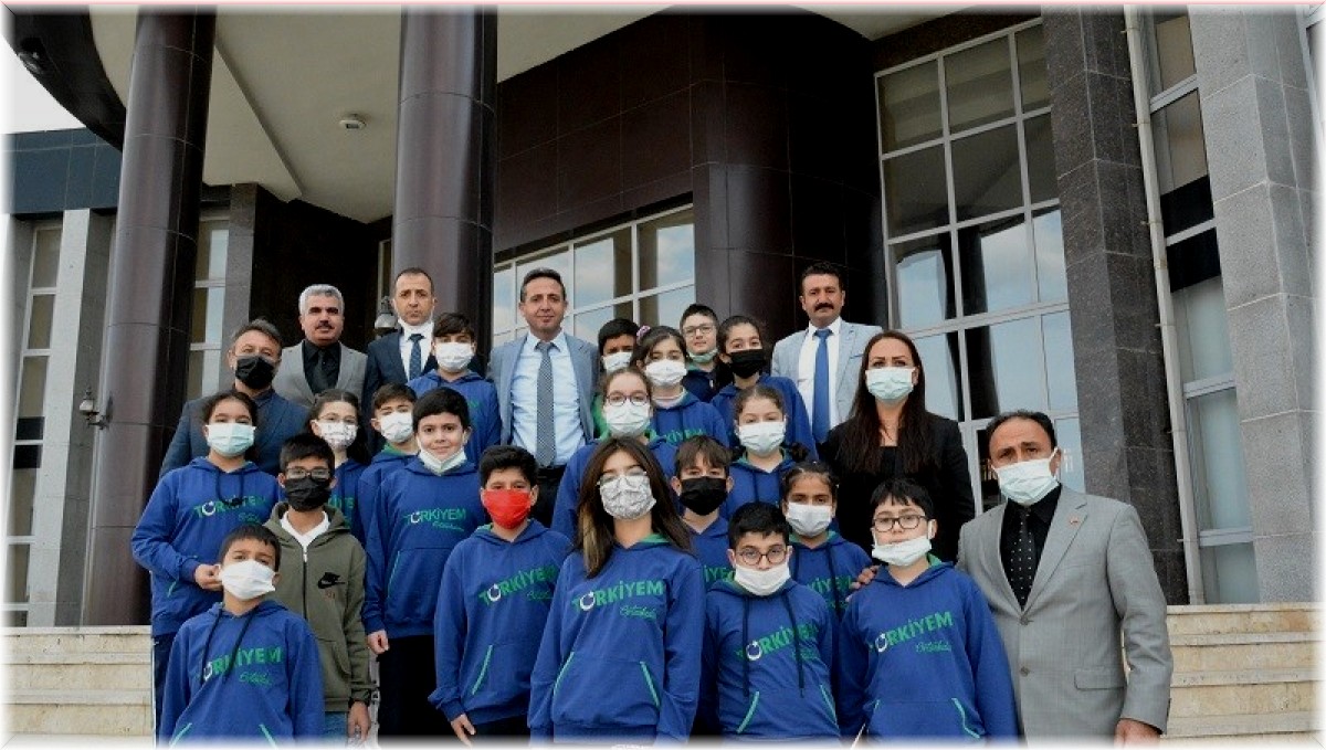 Öğrenciler, başarı hikayelerini anlattı