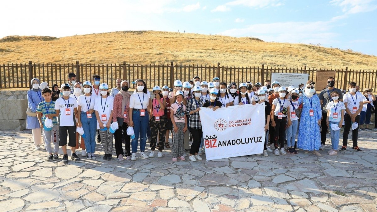 Öğrenciler Battalgazi'de tarihi yolculuğa çıktı