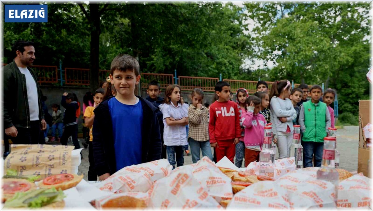 Öğrenciler istedi, hayırsever vatandaş gerçekleştirdi