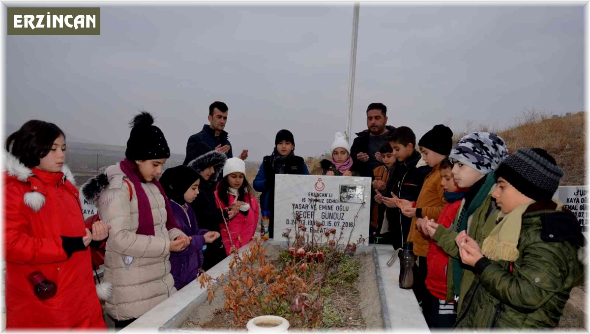 Öğrencilerden 15 Temmuz şehidi Gündüz'ün mezarına ziyaret