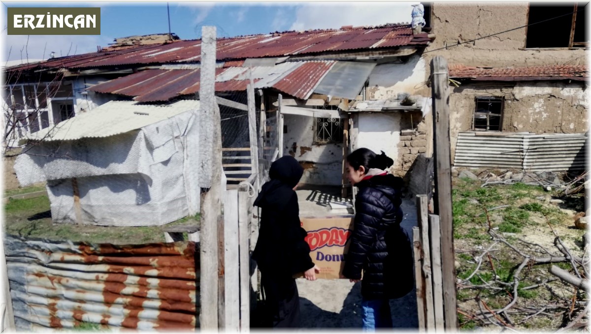 Öğrencilerden ramazan yardımı