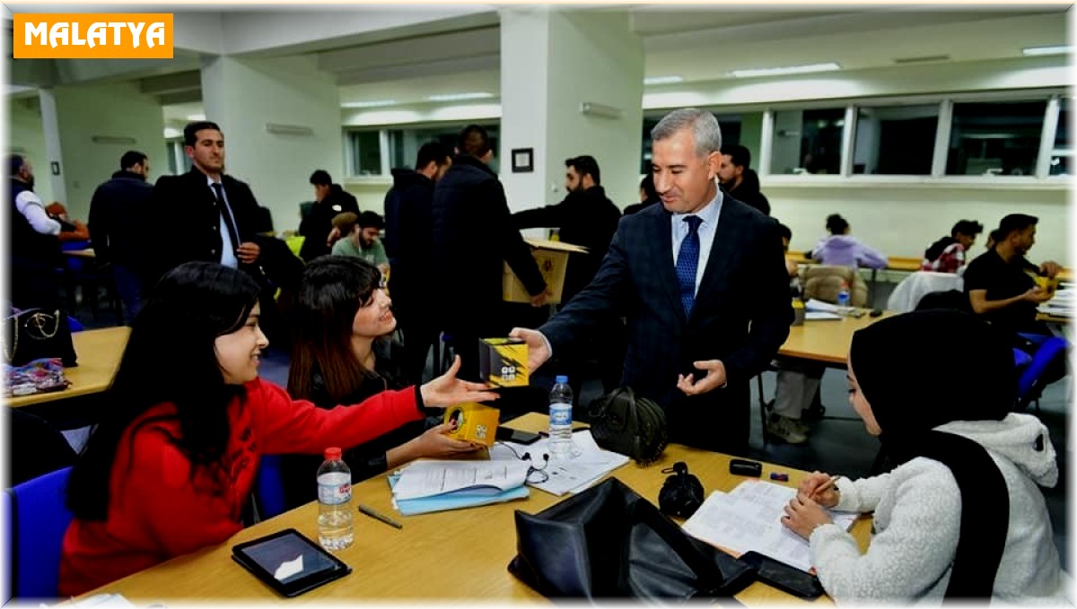 Öğrencilere "Büte Kalma İkrama Kal" etkinliği