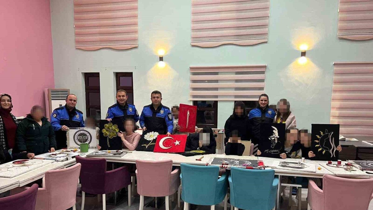 Öğrencilere "Filografi" kursu açıldı