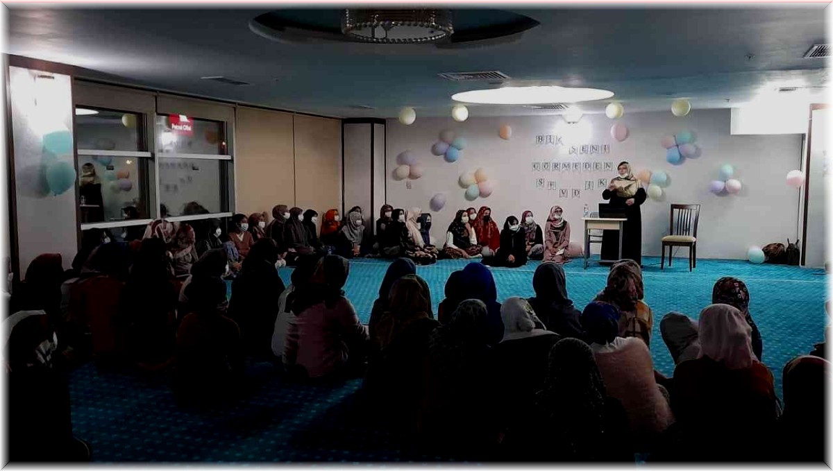 Öğrencilere Mevlid Kandili programı