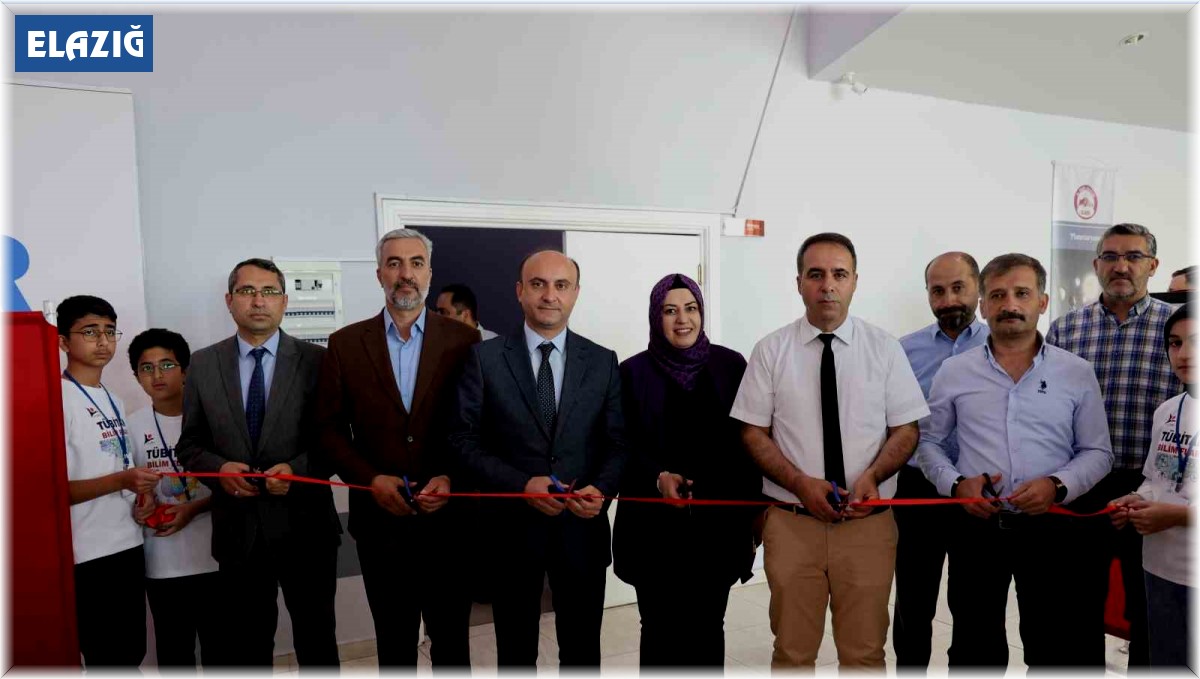 Öğrencilerin geliştirdiği projeler, TUBİTAK 4006 Bilim Fuarı Festivali'nde sergilendi