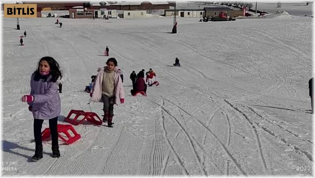 Öğrencilerin kayak heyecanı