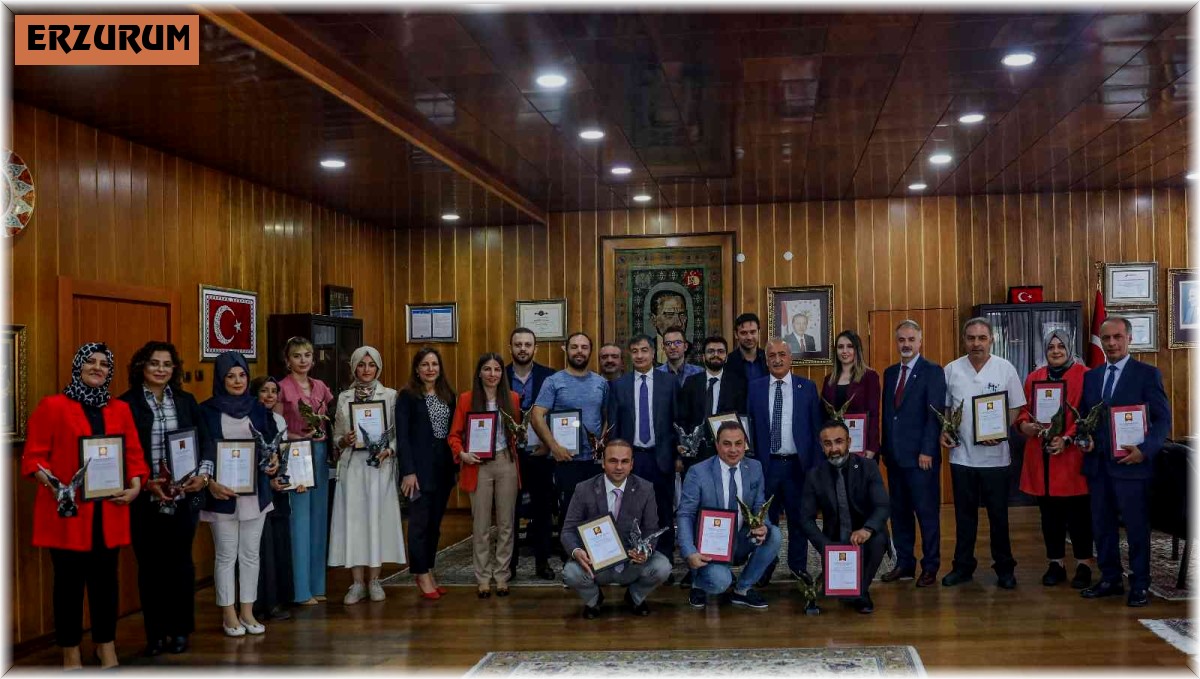 Öğretim elemanlarına akademik teşvik ve ödül töreni düzenlendi