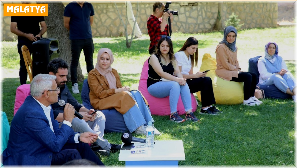 Öğretmen adaylarından Başkan Güder'e motivasyon teşekkürü