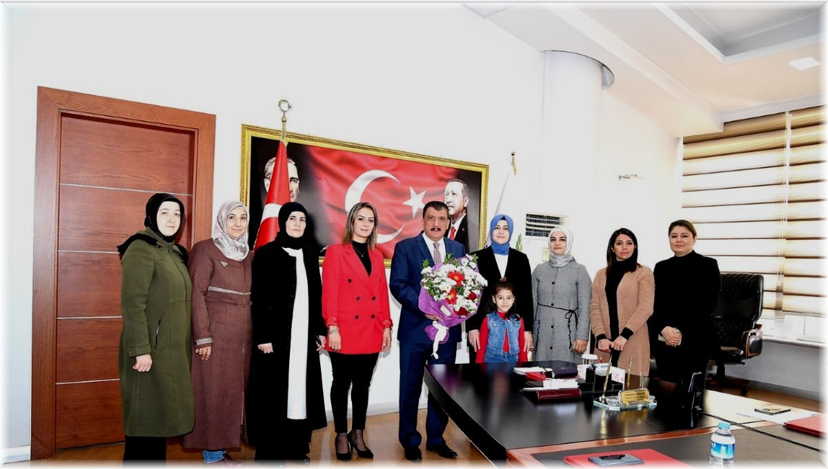 Öğretmenler Günü nedeniyle Başkan Gürkan'a ziyaretler