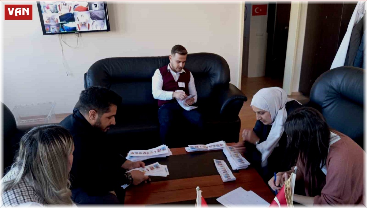 Okul başkanlığı seçimi genel seçimleri aratmadı