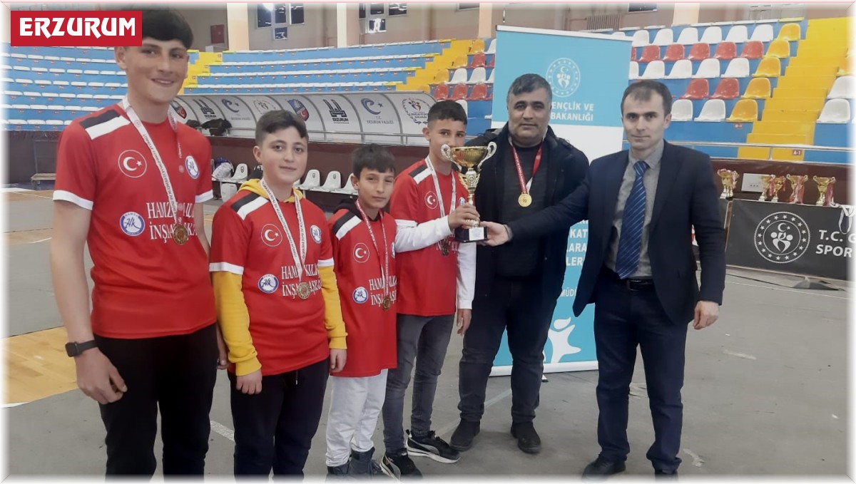 Okul sporlarında iki şampiyonluk