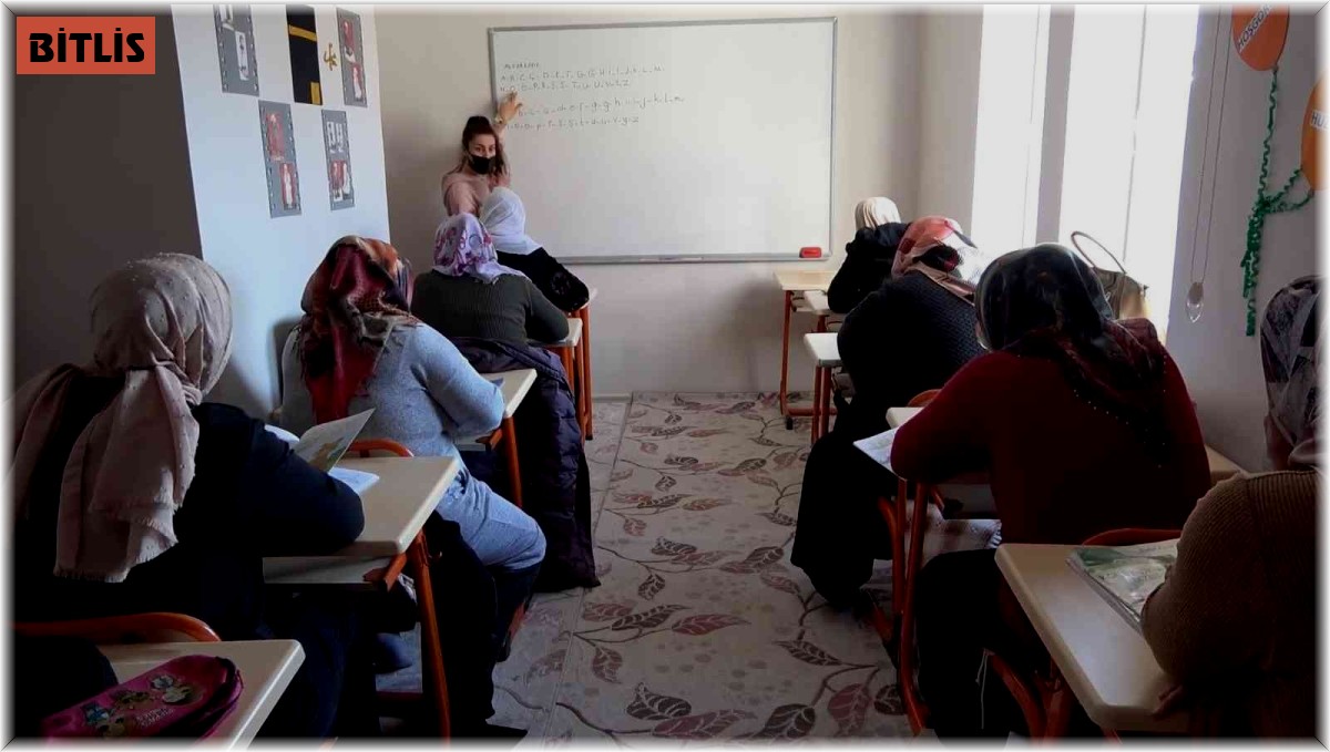 "Okumanın yaşı yoktur" diyerek yola çıkan örnek kadınlar