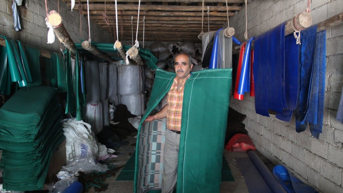 Ölmeye yüz tutmuş baba mesleğini 30 yıldır ayakta tutmaya çalışıyor