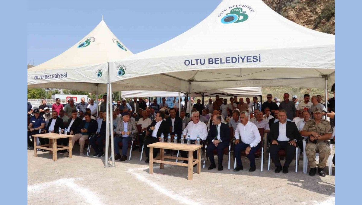 Oltu'da Kapalı Halk Pazarı'nın temeli atıldı