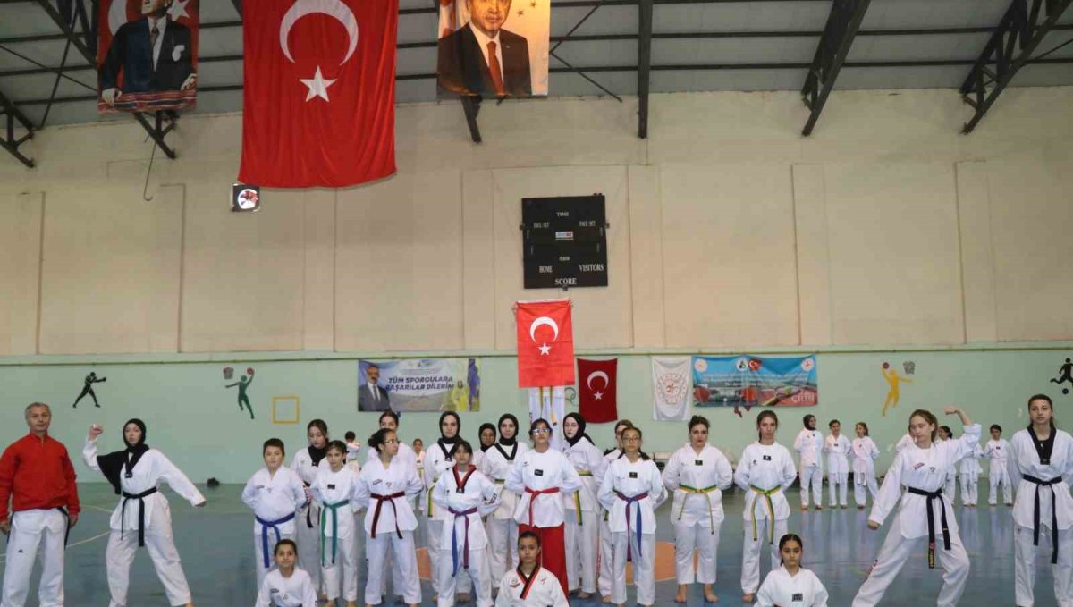 Oltu'da taekwondo kuşak sınavı heyecanı