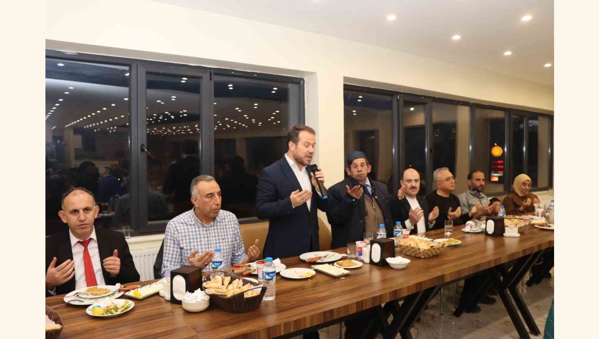 Oltu özel iftar sofrası kuruldu