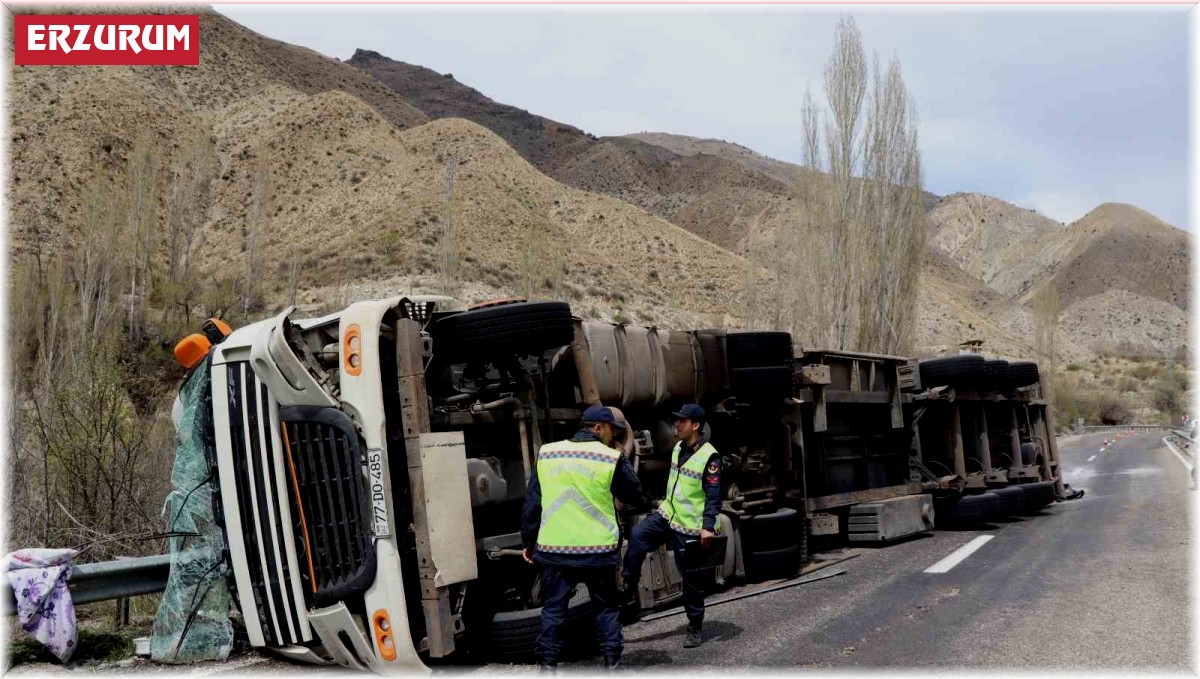 Oltu-Tortum yolundaki 'ölüm kavşağı'nda 10 yılda 50 kişi hayatını kaybetti