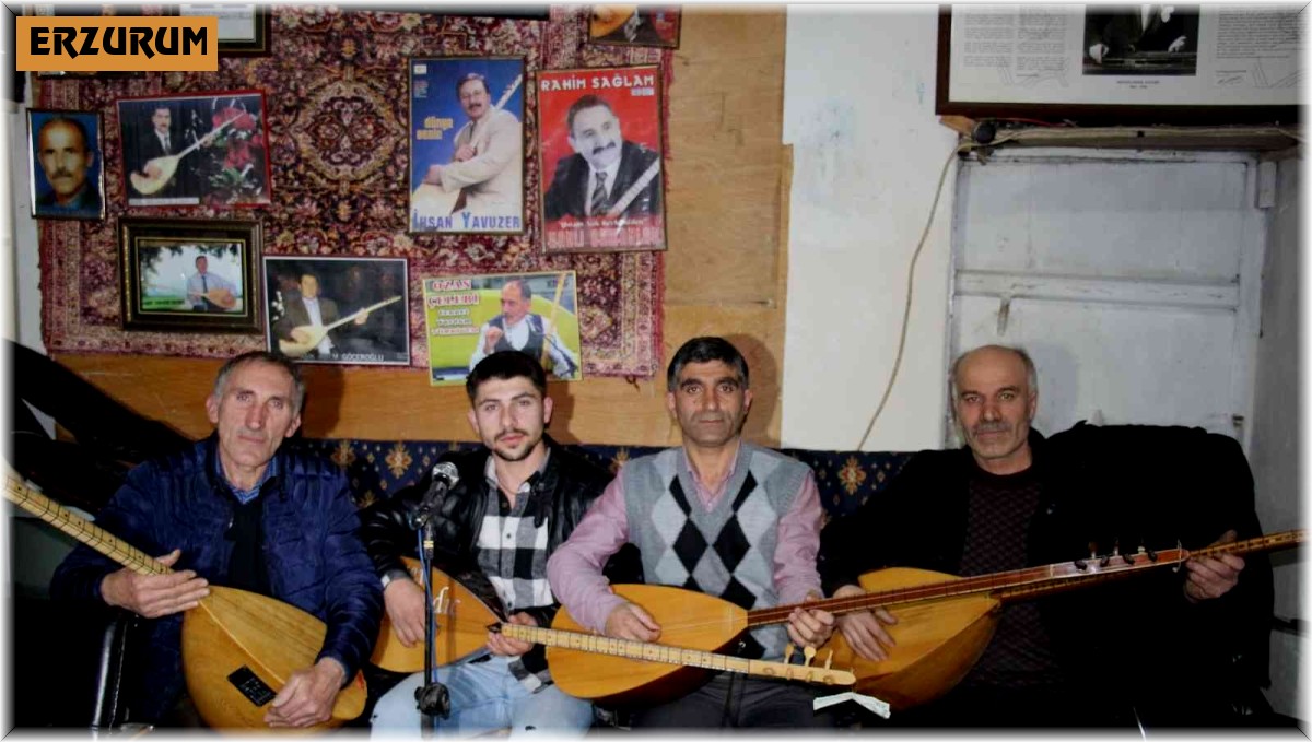 Oltulu Ozanlar onur anıtına saldırıya sazlarıyla tepki gösterdi