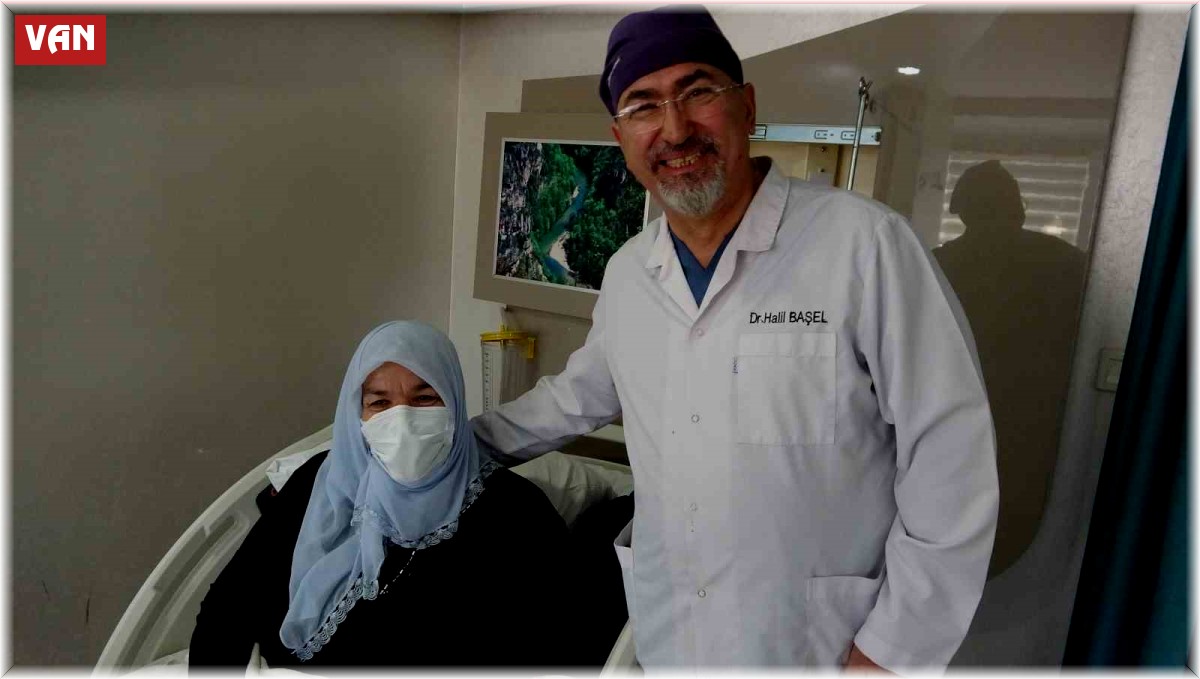 Ölüm riski olan 150'den fazla glomus tümörü hastasını sağlığına kavuşturdu