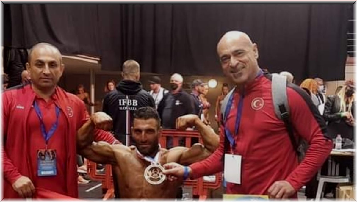 Ömer Çeçen Dünya dördüncüsü oldu