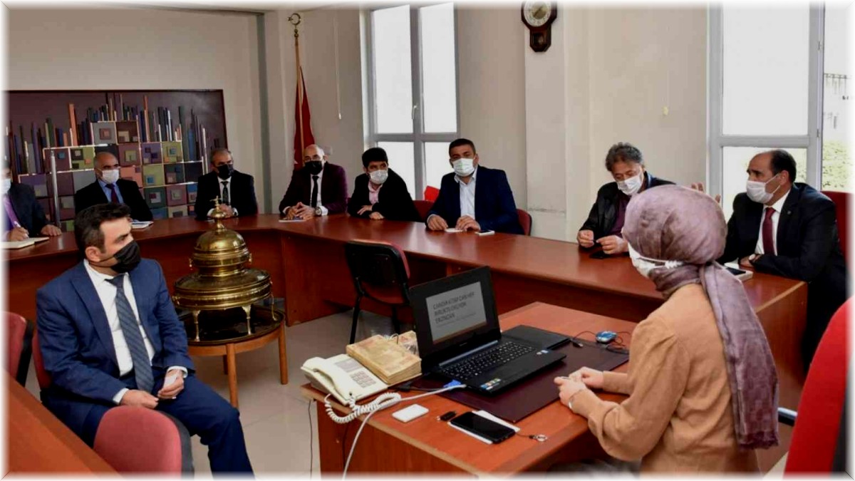 Online Yazar Söyleşileri ile ilgili bilgilendirme toplantısı yapıldı