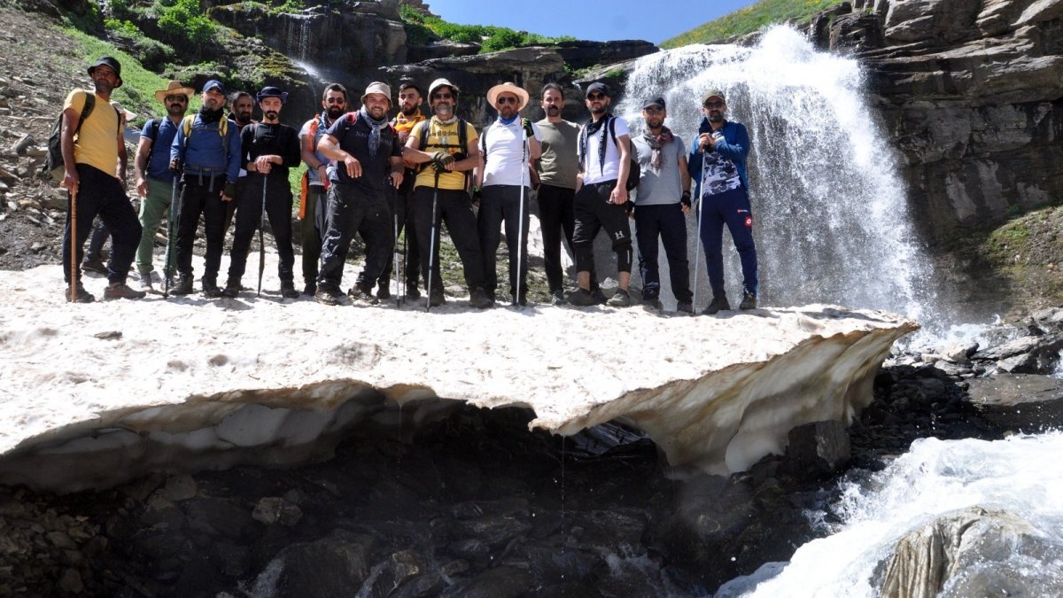 Orşe Şelalesi'ne ziyaretçi akını