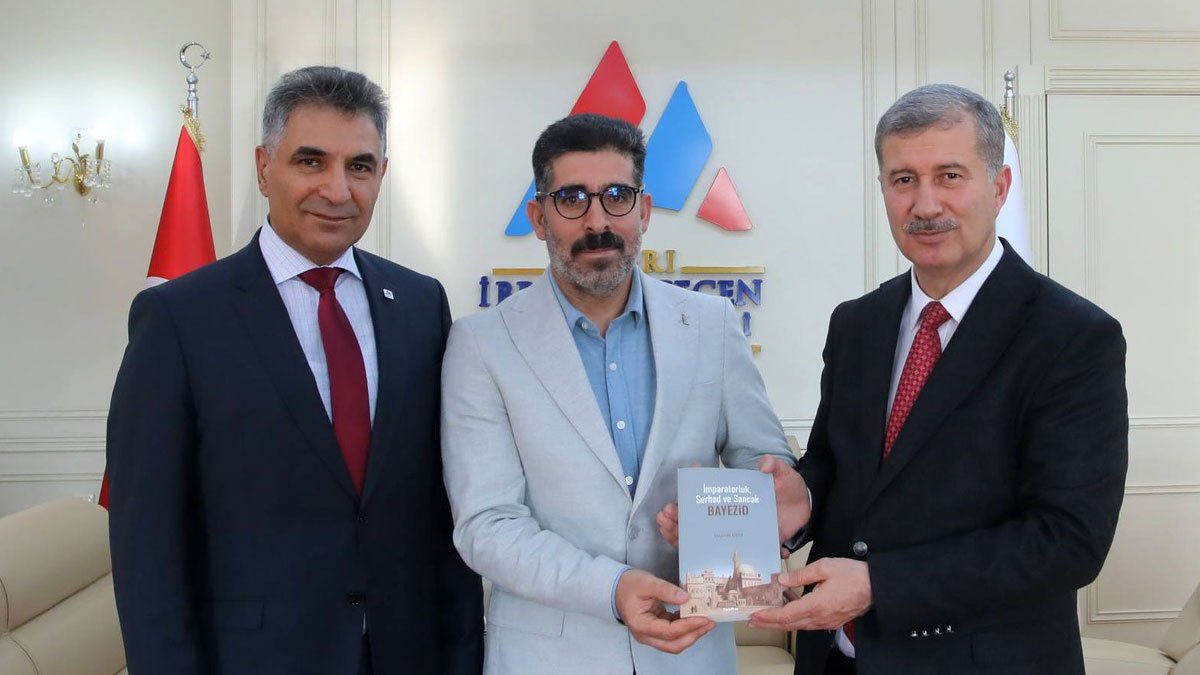 Osmanlı–İran rekabetinin merkezindeki Bayezid ilk kez bu kitapta ayrıntılarıyla ele alındı