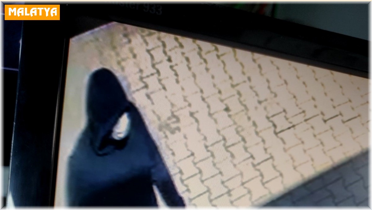 Oto bakım servisine bakım için teslim edilen aracı çaldılar