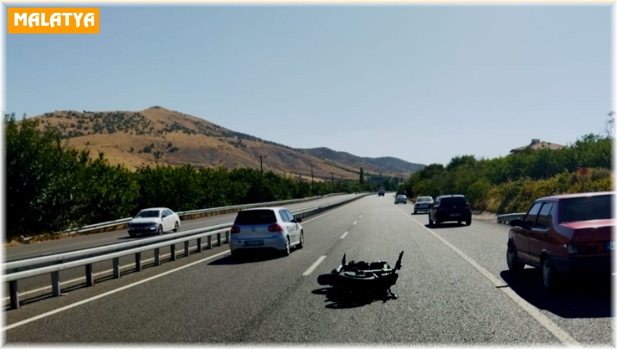 Otomobil ile çarpışan motosikletin sürücüsü öldü