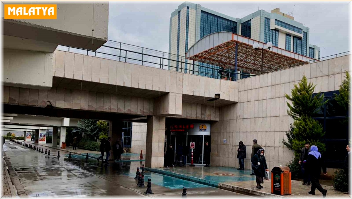 Otomobil ile motosiklet çarpıştı: 1 yaralı