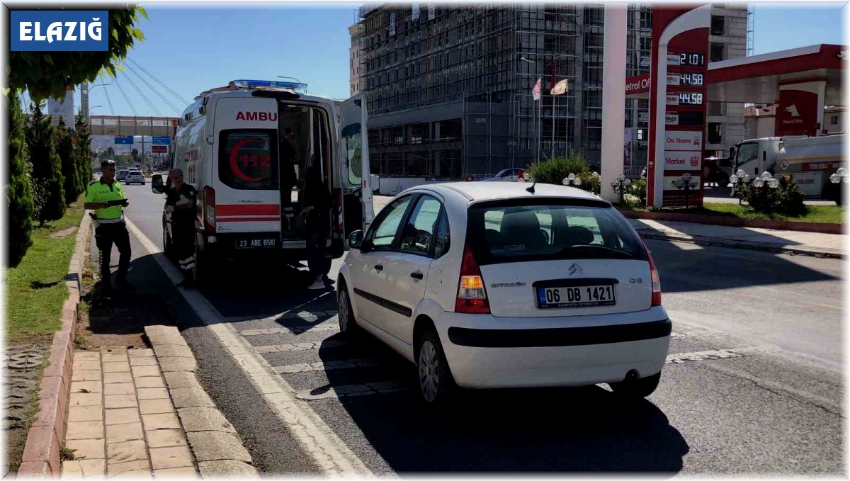 Otomobilin çarptığı yaya yaralandı