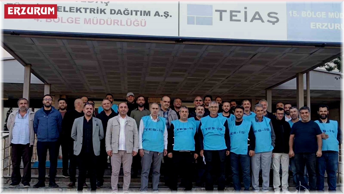 Oturma eylemi düzenlediler