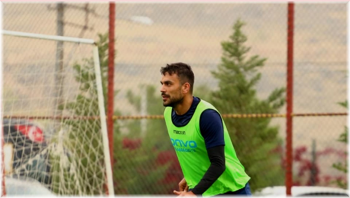 Oussama Haddadi: "Başakşehir karşısında daha iyi konsantre olarak sahadan galip ayrılacağız"