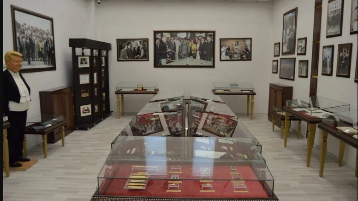 Özal'ın anısına kurulan müze sanal ortamda