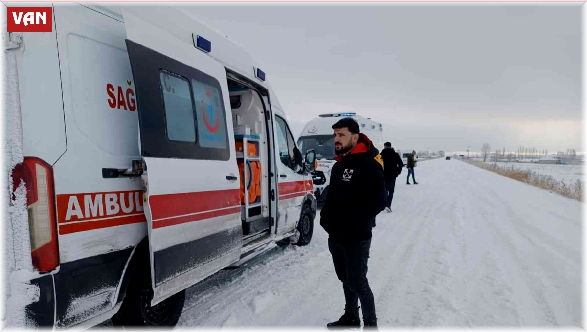 Özalp 'da trafik kazası: 5 yaralı