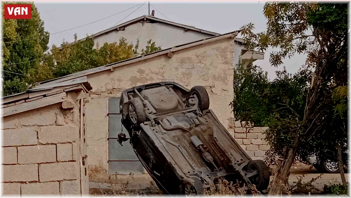 Özalp'ta trafik kazası; 1 kişi yaralandı