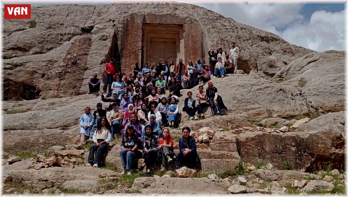 Özalp'te 'Gençler Özalp ve Saray'ı Tanıyor' projesi