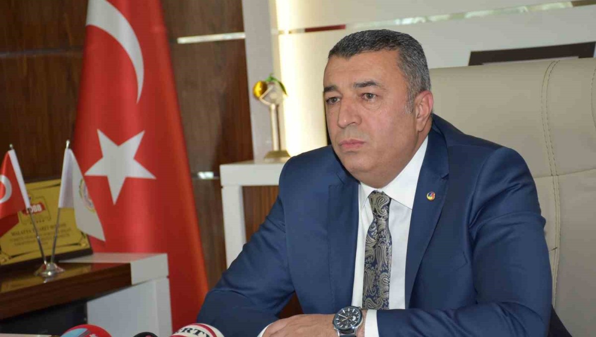 Özcan: "Özgür ve ilkeli basın, toplumların gelişmesinde büyük paya sahiptir"