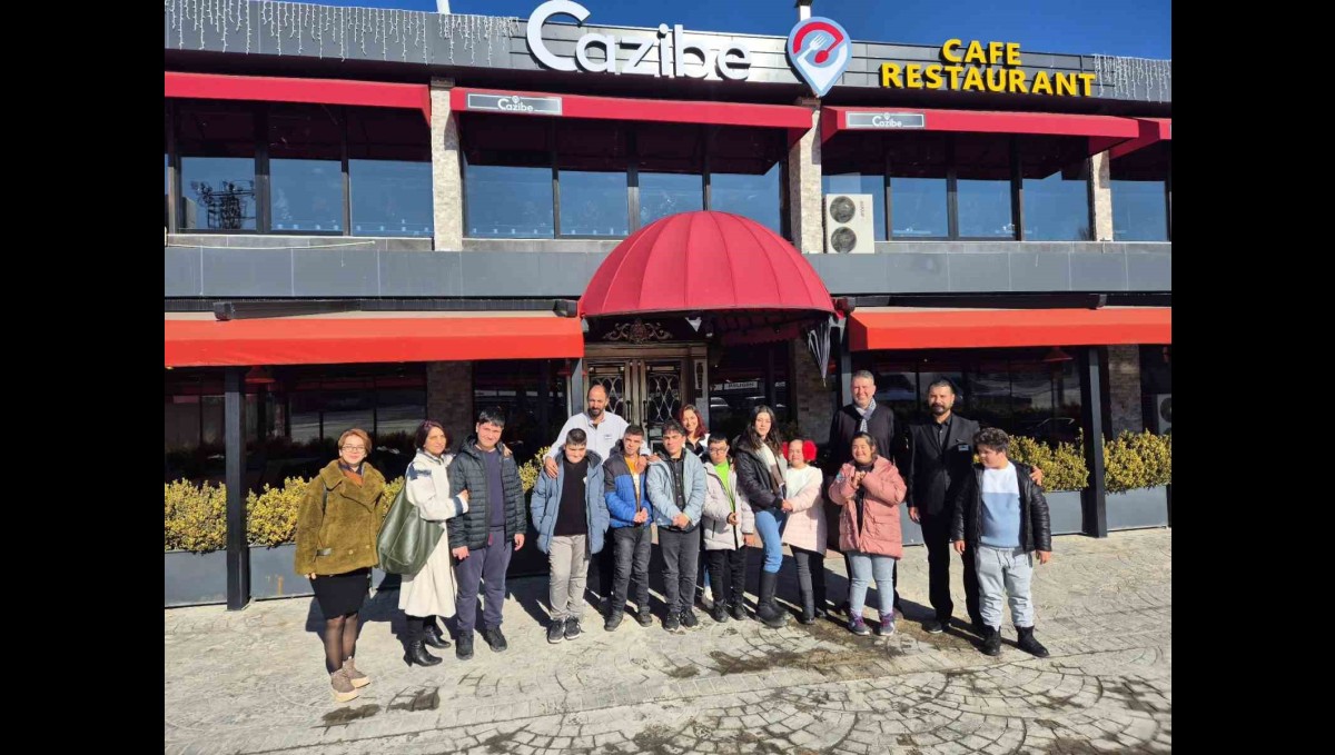 Özel çocuklar Cazibe'de buluştu