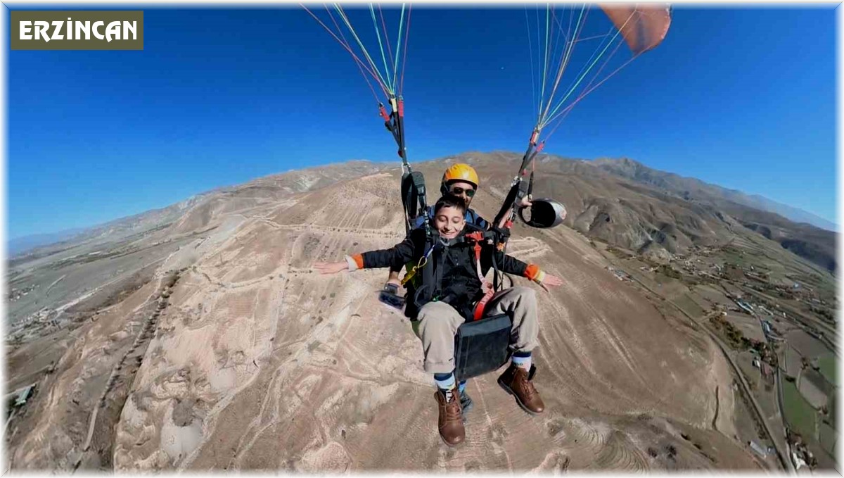 Özel çocukların adrenalin dolu yamaç paraşütü deneyimi