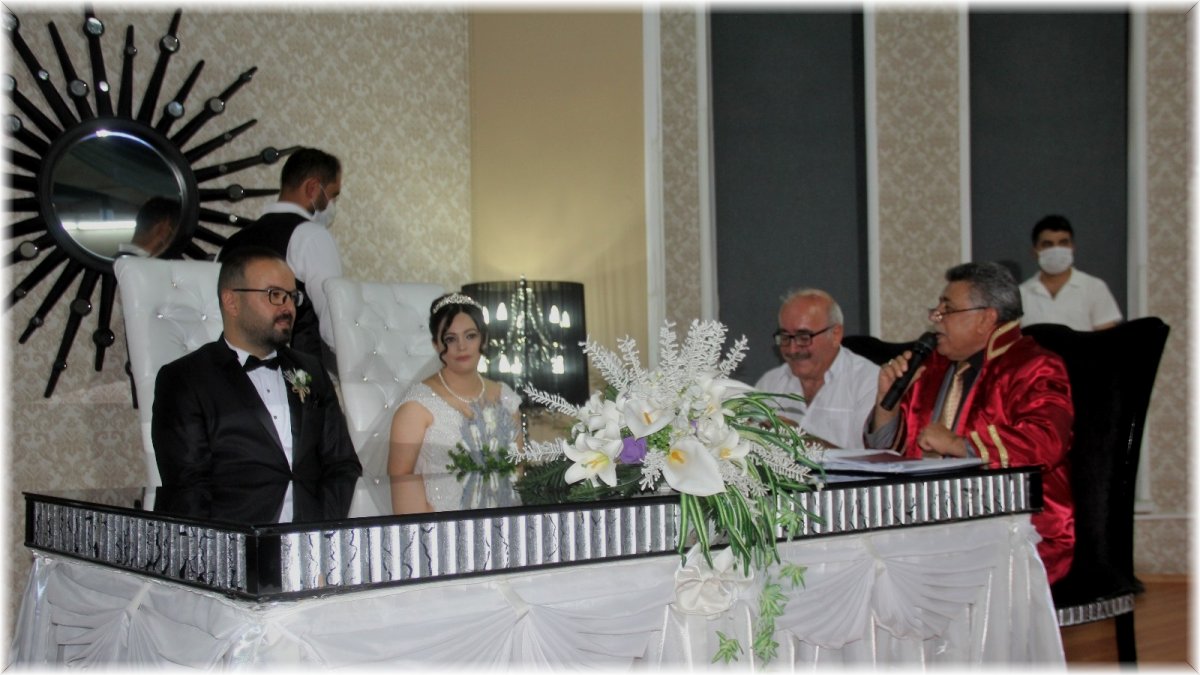 (Özel) Erzincan’a İtalyan gelin