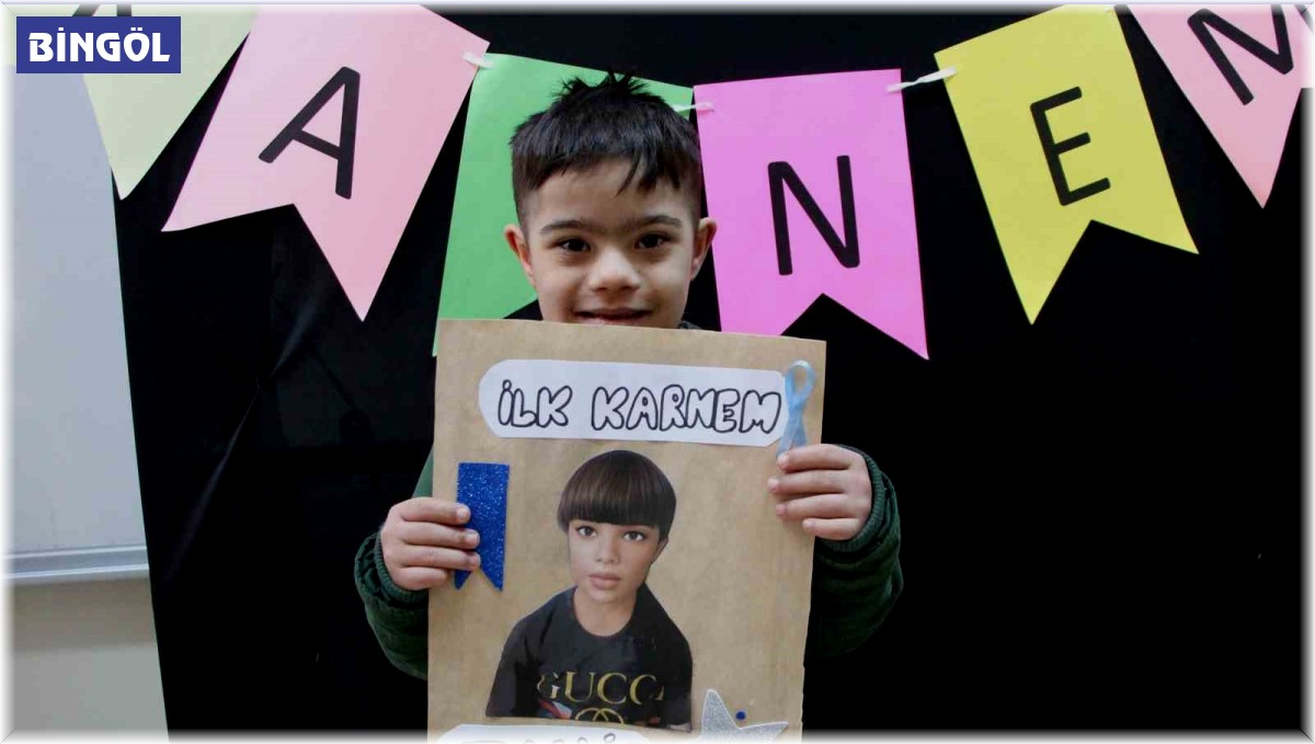 Özel öğrencilerin ilk karne heyecanı