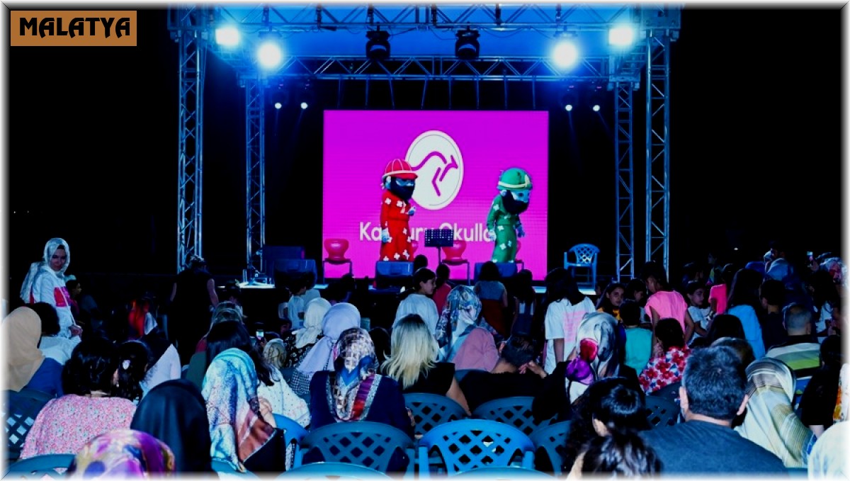 Özel okulda coşkulu yıl sonu şenliği