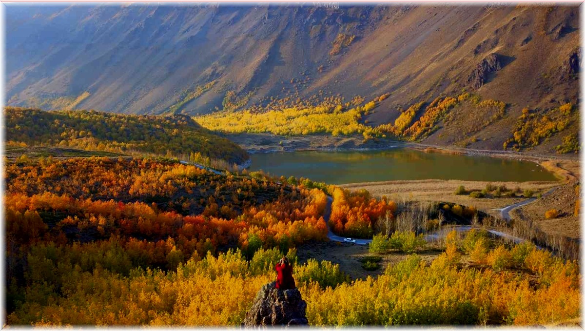 (Özel) Sonbahar renkleriyle büyüleyen Nemrut Krateri doğal fotoğraf stüdyosu oldu