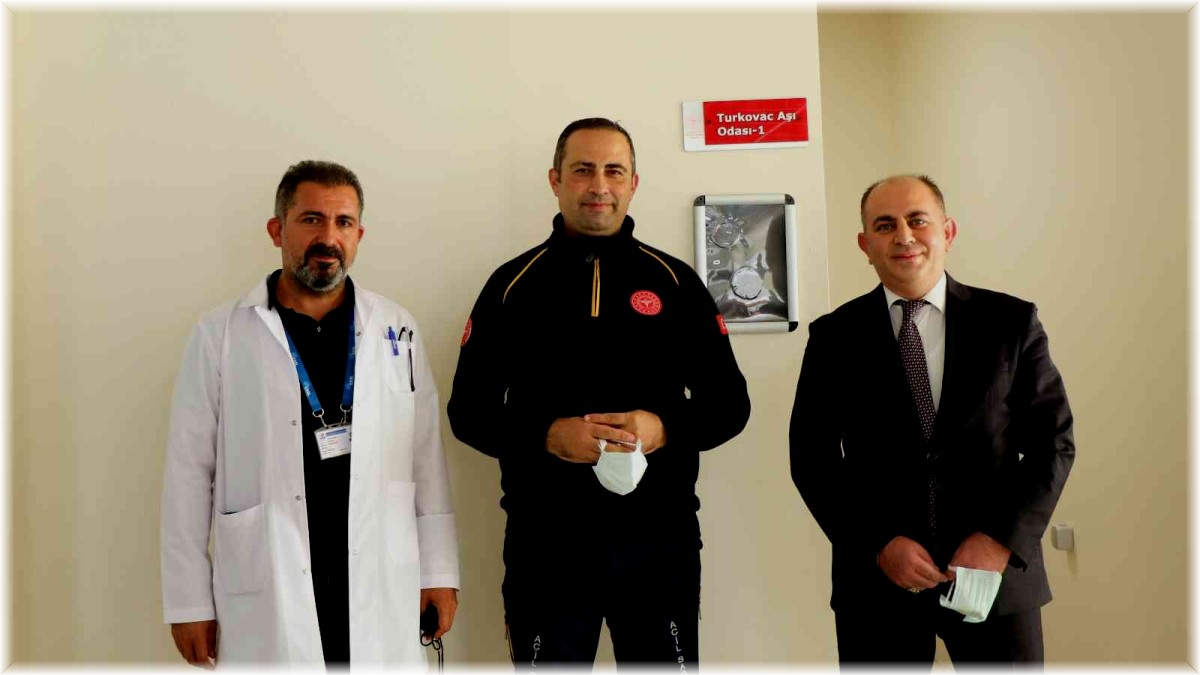 (Özel) Yerli Covid-19 aşısı 'TURKOVAC' için Erzincan'da Faz- 3 çalışması başladı