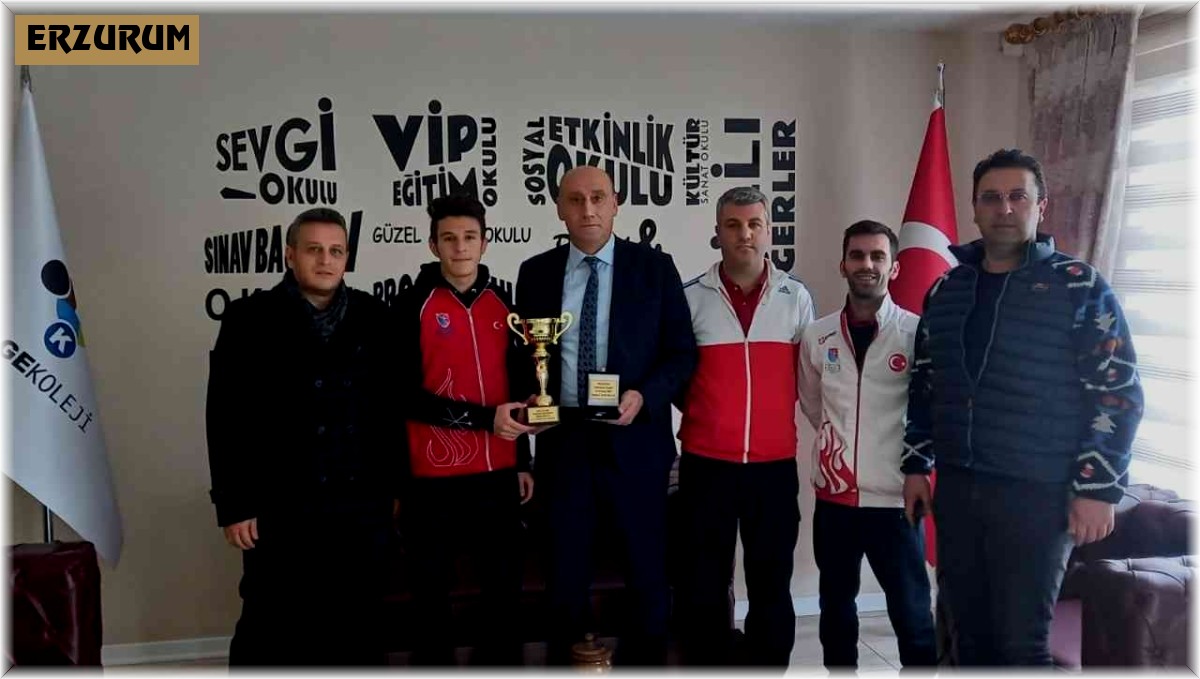 Öztürk'ten Akal'a kutlama