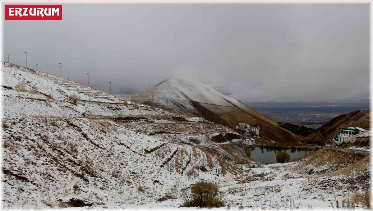 Palandöken Dağı'nın zirvesi yeniden beyaza büründü
