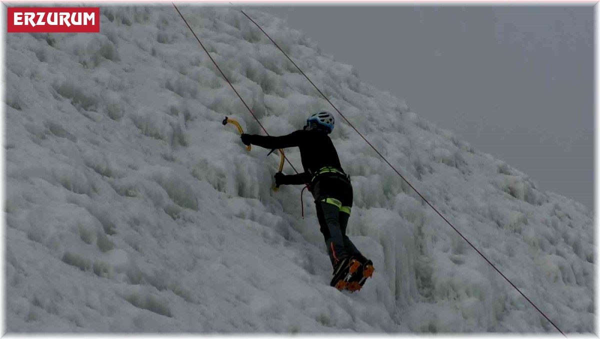 Palandöken'de buz tırmanışı heyecanı