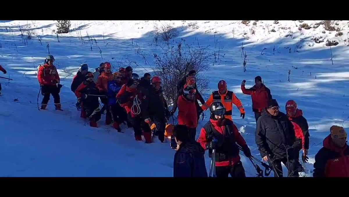 Palandöken'de çığ düştü: 1 ölü, 3 yaralı