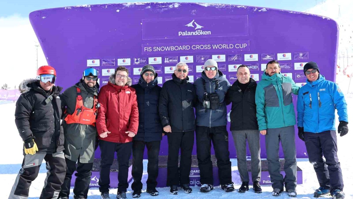 Palandöken'de FIS SBX Snowboard Dünya Kupası zirvesi